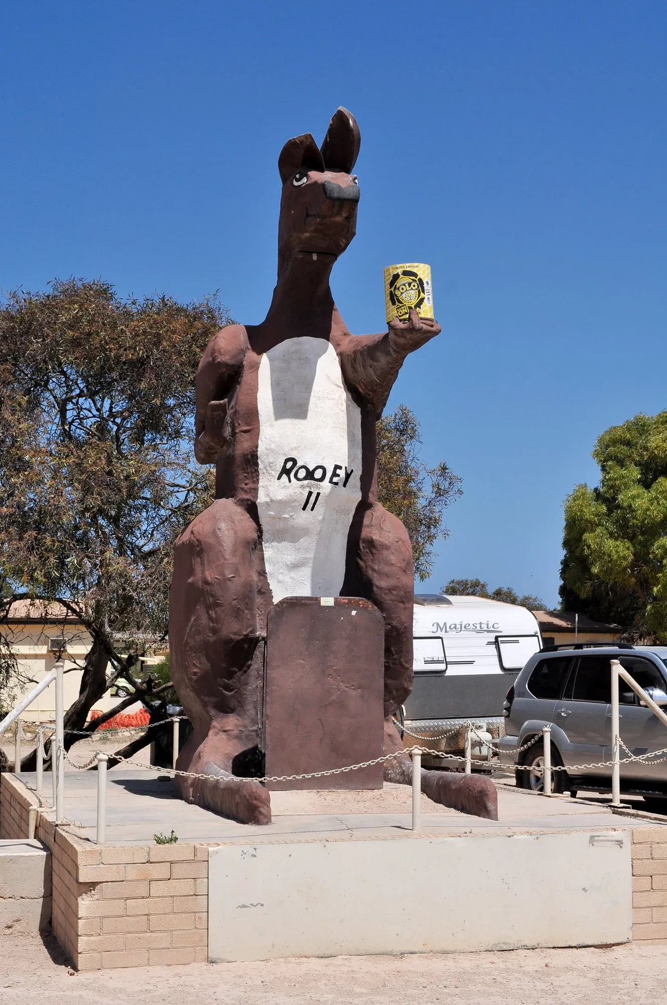 Rooey II, a giant kangaroo statue holding a can, at Border Village
